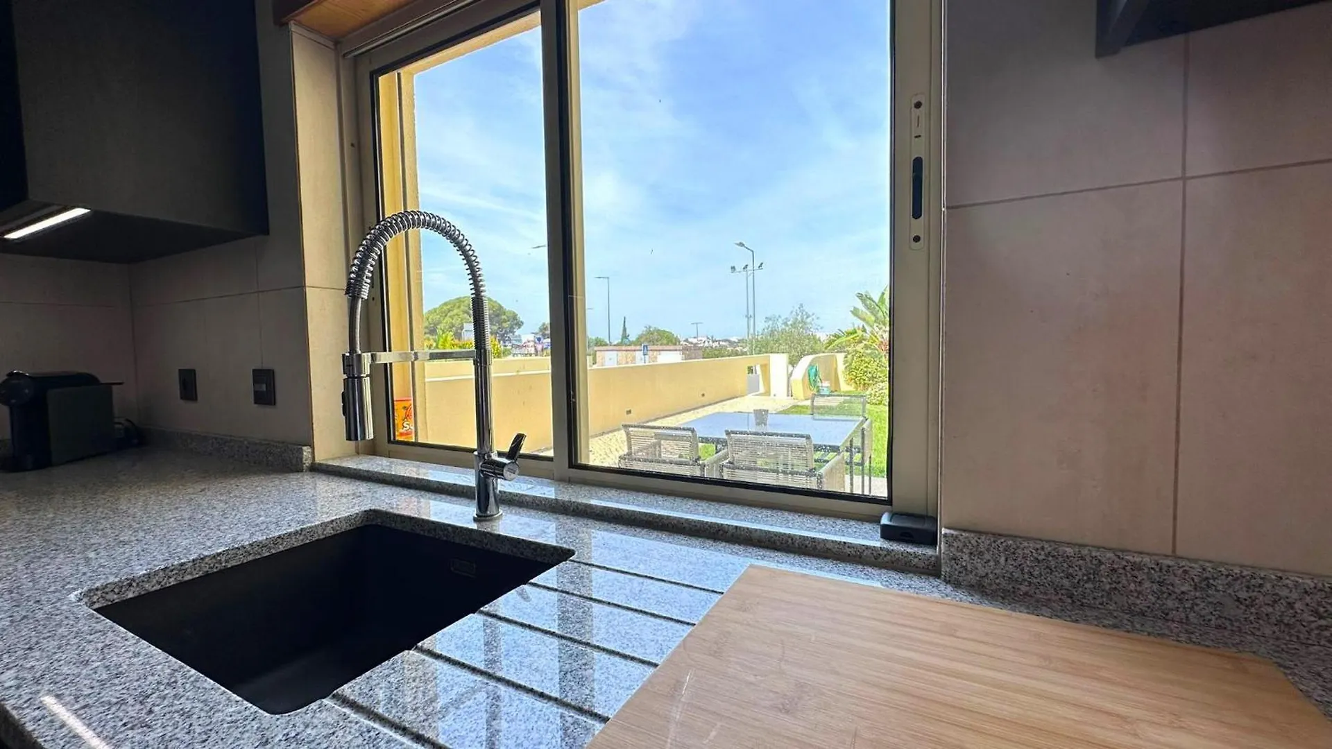 Vila Fantastic Villa, Private Pool, Bbq, Ac And Wi-Fi Quarteira