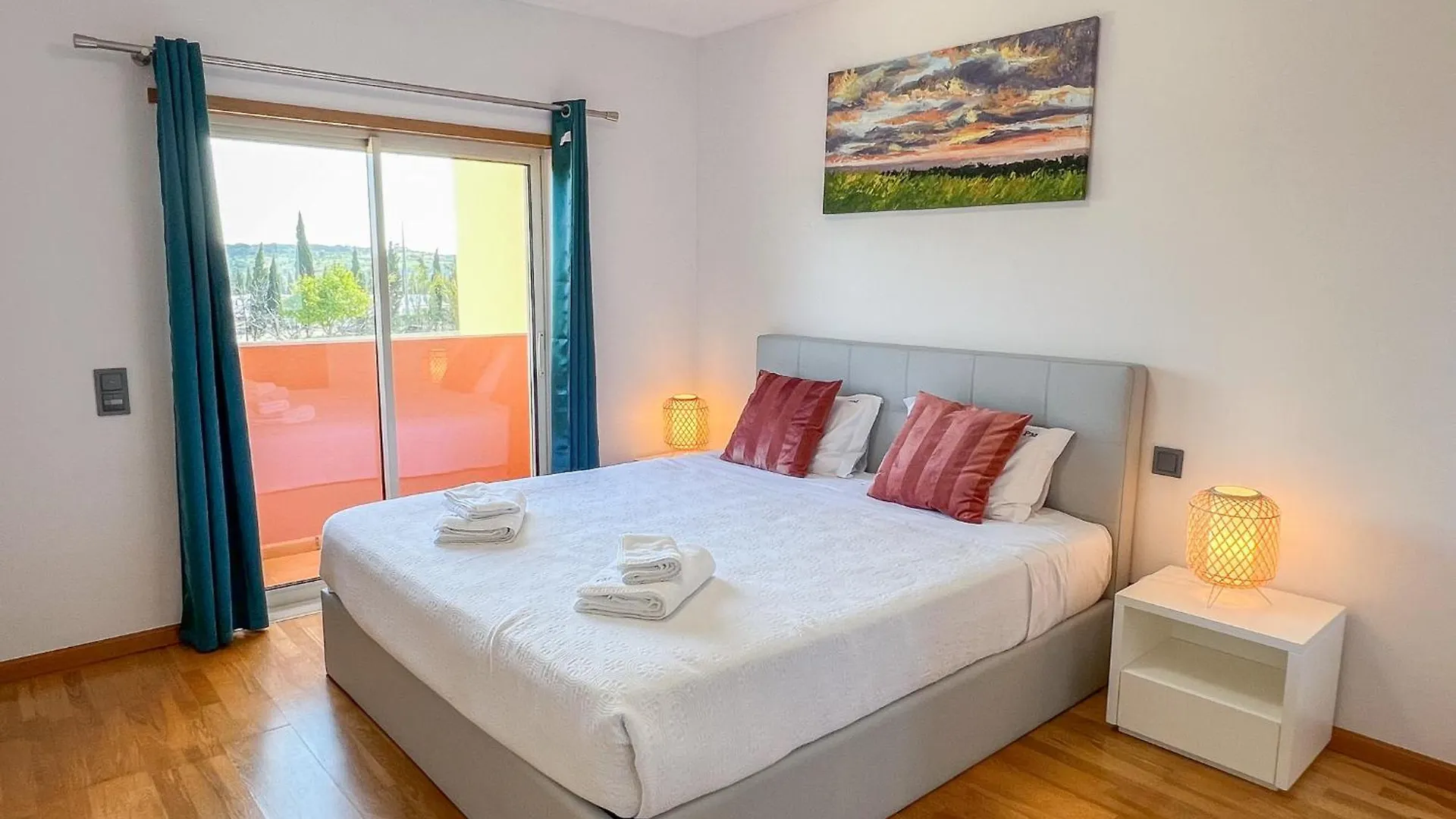 Fantastic Villa, Private Pool, Bbq, Ac And Wi-Fi Quarteira