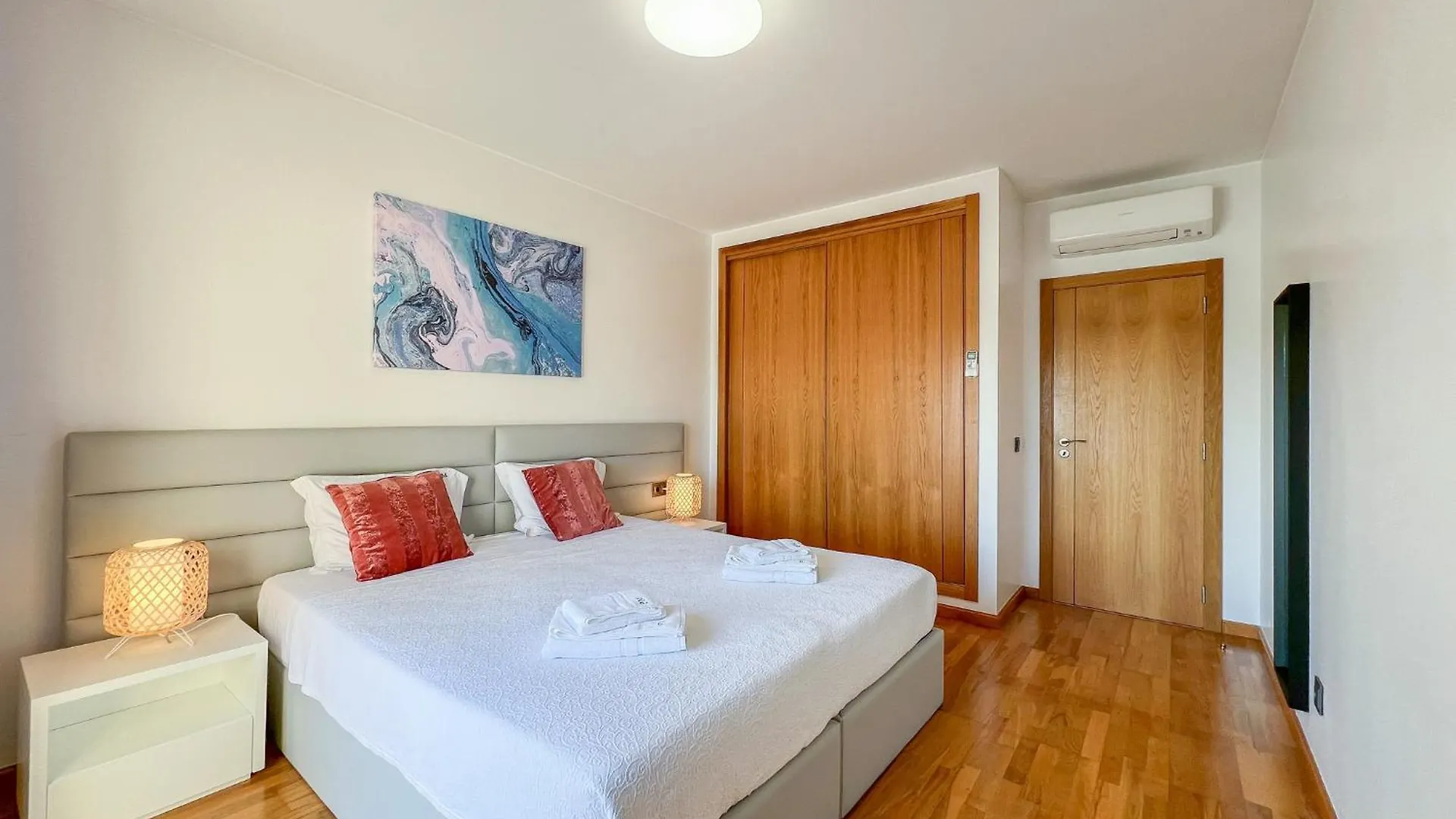 Fantastic Villa, Private Pool, Bbq, Ac And Wi-Fi Quarteira Vila