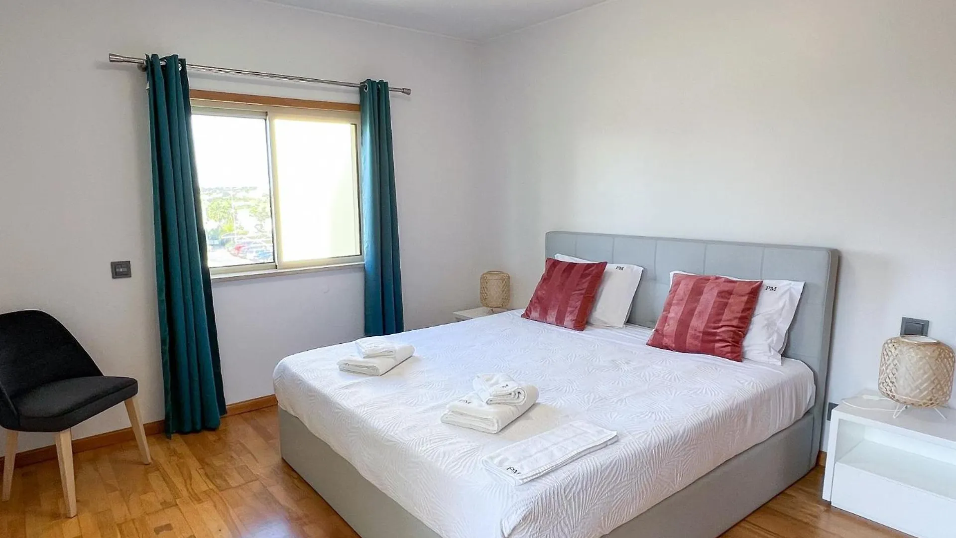 Vila Fantastic Villa, Private Pool, Bbq, Ac And Wi-Fi Quarteira